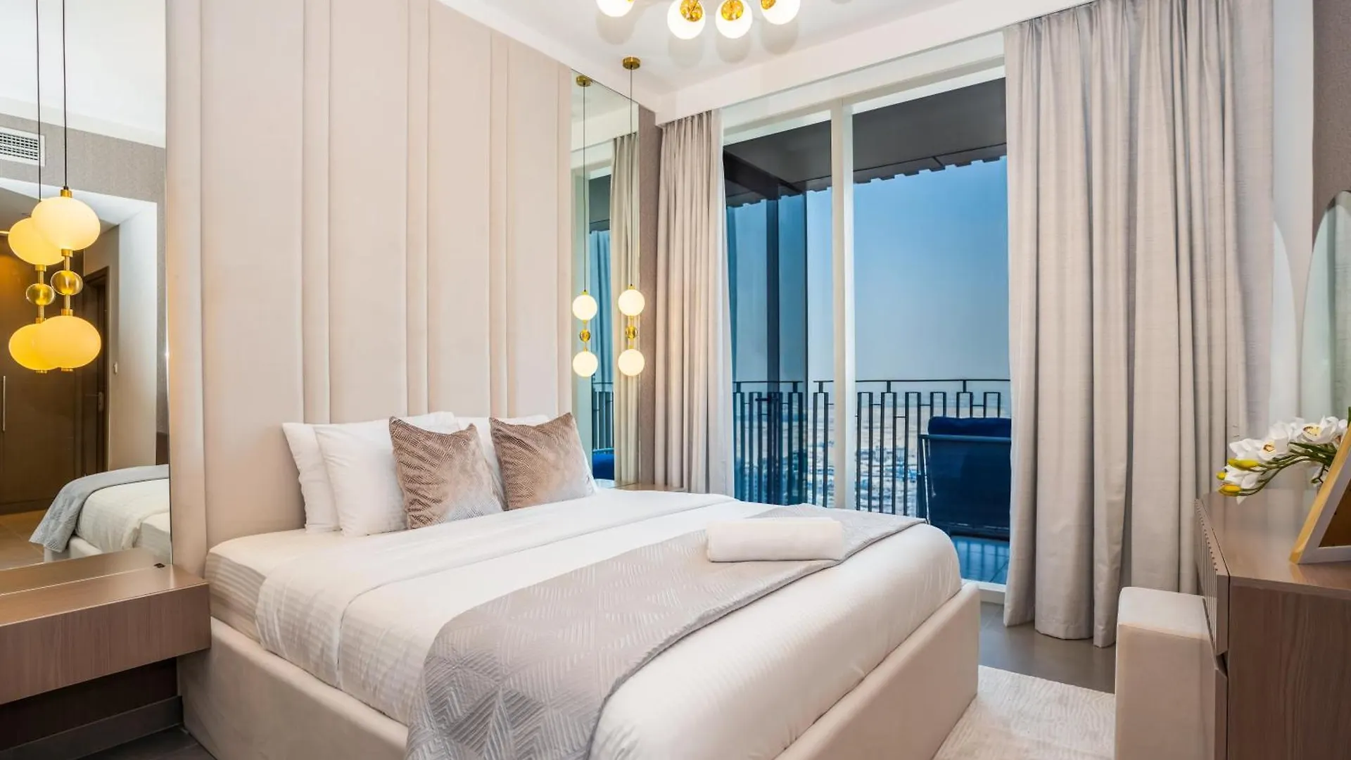 Apartment Dubai Creek Harbor Tower 1 - Premium Three Bedroom