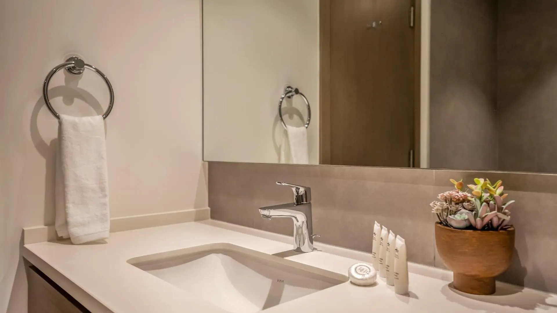 Apartment Dubai Creek Harbor Tower 1 - Premium Three Bedroom United Arab Emirates